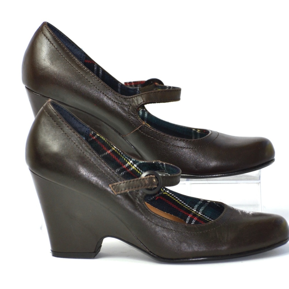 Size 6.5M  Women Wedge Shoes
